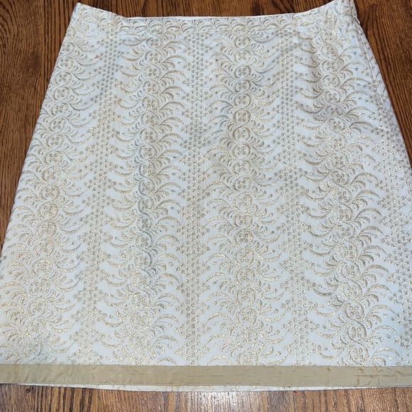 Banana republic women’s gold and off white embroidered skirt size 14 NWT - Picture 5 of 5